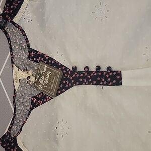Matilda Jane Clothing White Embroidered Sheer Women's Top. Floral Detail. Large.